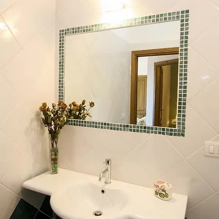 Holiday home Lo Scoglio - Goelba