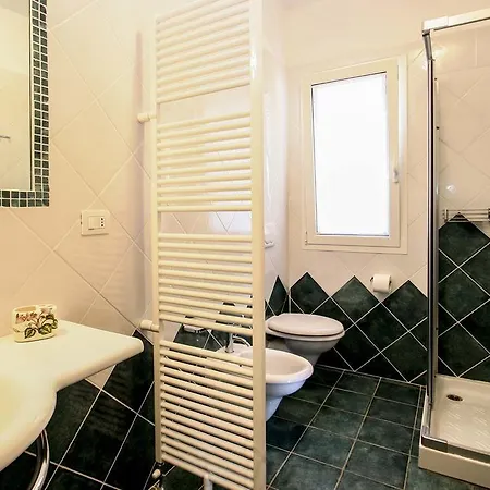 Lo Scoglio - Goelba Holiday home